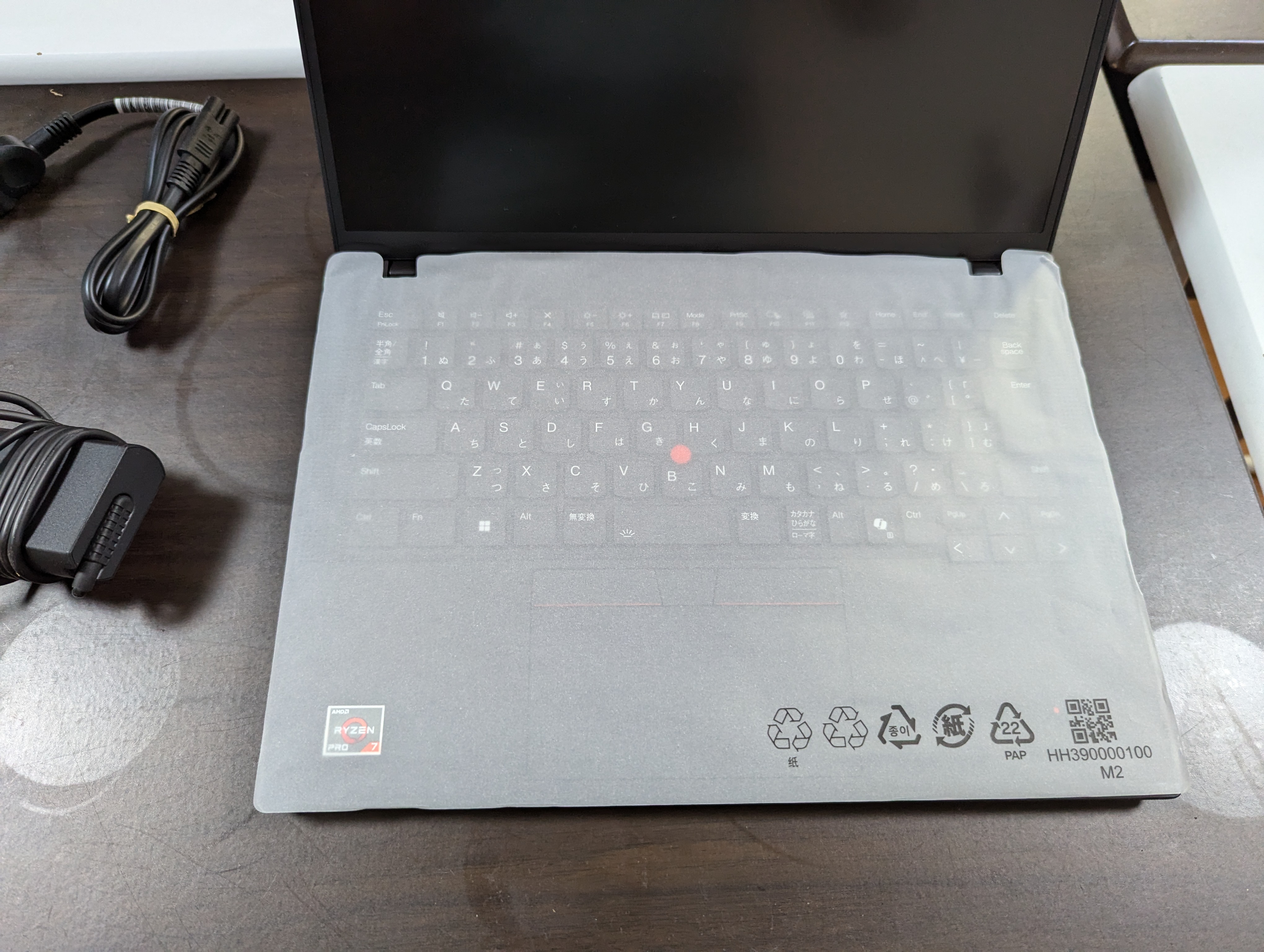 ThinkPad T14 Gen5 開いてみた